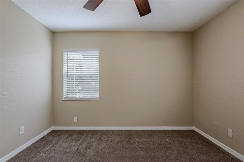 House in Tampa, Florida 3 bedrooms, 85.28 sq.m. № 2150753 - photo 11