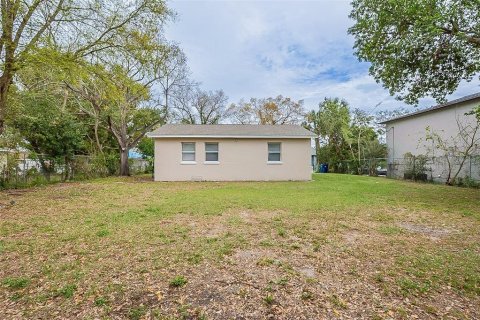 House in Tampa, Florida 3 bedrooms, 85.28 sq.m. № 2150753 - photo 24