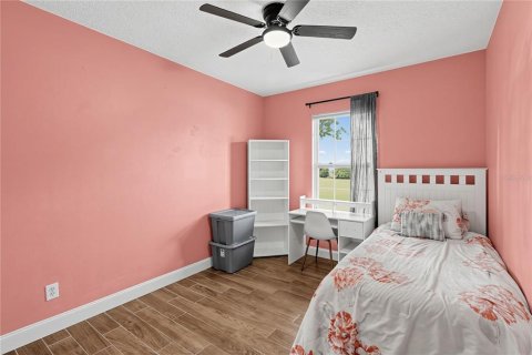 Villa ou maison à vendre à Odessa, Floride: 4 chambres, 236.25 m2 № 2388550 - photo 17