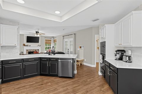 Villa ou maison à vendre à Odessa, Floride: 4 chambres, 236.25 m2 № 2388550 - photo 9