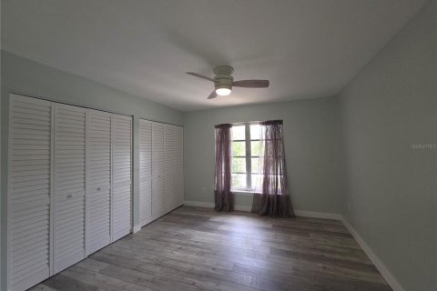 Condo in Port Charlotte, Florida, 1 bedroom № 2109747 - photo 11