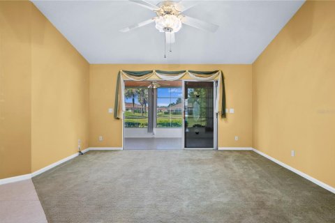 House in Ocala, Florida 2 bedrooms, 157.93 sq.m. № 1640187 - photo 7
