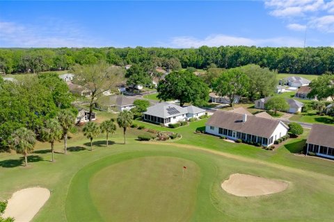 House in Ocala, Florida 2 bedrooms, 157.93 sq.m. № 1640187 - photo 4