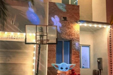 Adosado en alquiler en Miami, Florida, 3 dormitorios, 176.33 m2 № 1940960 - foto 17