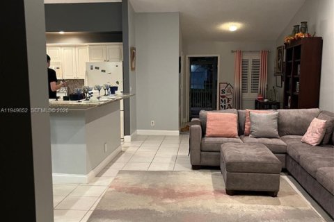 Снять в аренду виллу или дом в Уэст-Палм-Бич, Флорида 2 спальни, 140.47м2, № 2005574 - фото 9