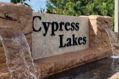 Снять в аренду виллу или дом в Уэст-Палм-Бич, Флорида 2 спальни, 140.47м2, № 2005574 - фото 2