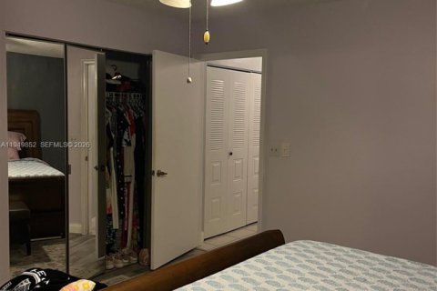 Снять в аренду виллу или дом в Уэст-Палм-Бич, Флорида 2 спальни, 140.47м2, № 2005574 - фото 15