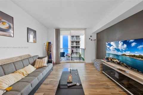 Copropriété à vendre à Miami, Floride: 2 chambres, 79.9 m2 № 1809579 - photo 4