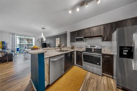 Copropriété à vendre à Miami, Floride: 2 chambres, 79.9 m2 № 1809579 - photo 12