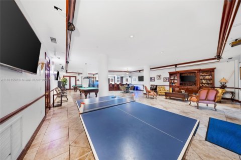 Copropriété à vendre à Miami, Floride: 2 chambres, 79.9 m2 № 1809579 - photo 25