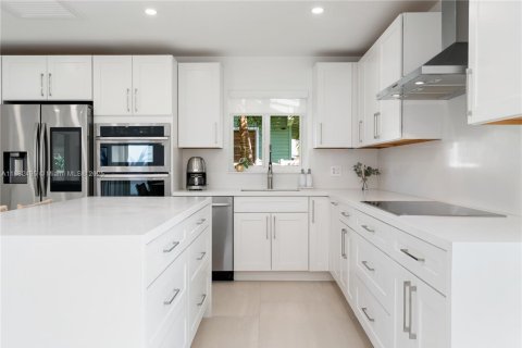 Villa ou maison à vendre à Islamorada, Village of Islands, Floride: 3 chambres, 172.61 m2 № 1954974 - photo 10