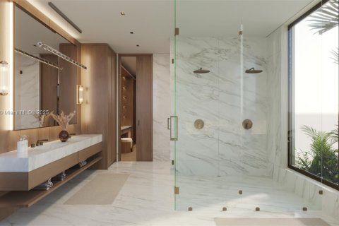 House in Fort Lauderdale, Florida 6 bedrooms, 632.85 sq.m. № 2013794 - photo 12