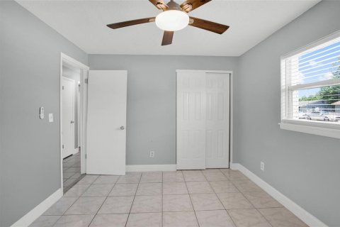 House in Orlando, Florida 3 bedrooms, 116.13 sq.m. № 2222753 - photo 27