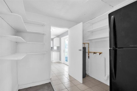 House in Orlando, Florida 3 bedrooms, 116.13 sq.m. № 2222753 - photo 15