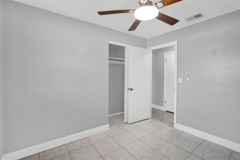 House in Orlando, Florida 3 bedrooms, 116.13 sq.m. № 2222753 - photo 29