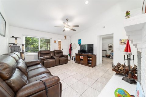 Casa en venta en Ocala, Florida, 4 dormitorios, 135.45 m2 № 2131082 - foto 11