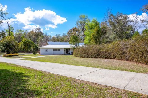Villa ou maison à vendre à Archer, Floride: 4 chambres, 268.49 m2 № 2235736 - photo 2