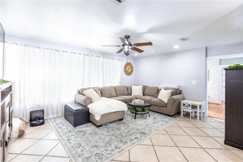Villa ou maison à vendre à Archer, Floride: 4 chambres, 268.49 m2 № 2235736 - photo 6