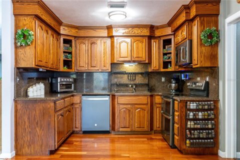Villa ou maison à vendre à Archer, Floride: 4 chambres, 268.49 m2 № 2235736 - photo 10