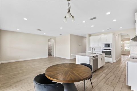 Villa ou maison à louer à Winter Garden, Floride: 5 chambres, 299.8 m2 № 1771664 - photo 7