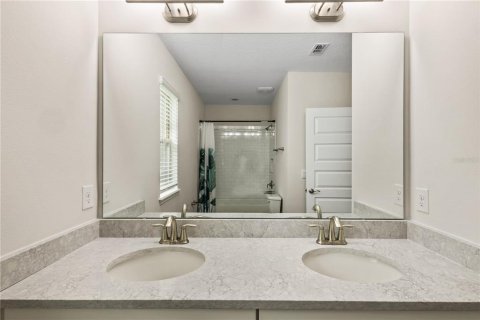 Villa ou maison à louer à Winter Garden, Floride: 5 chambres, 299.8 m2 № 1771664 - photo 22