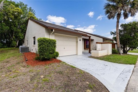 Casa en Eustis, Florida 2 dormitorios, 108.7 m2 № 2124894