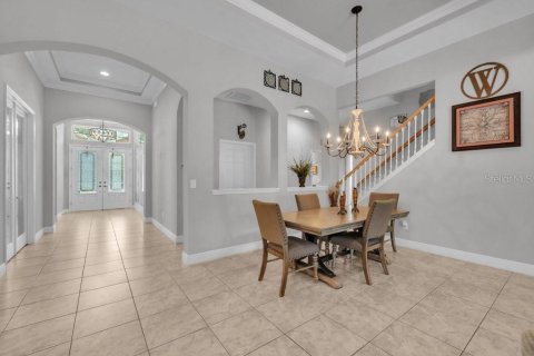 House in Fish Hawk, Florida 4 bedrooms, 300.17 sq.m. № 2204276 - photo 10