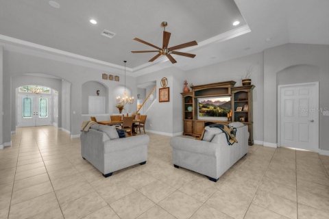 House in Fish Hawk, Florida 4 bedrooms, 300.17 sq.m. № 2204276 - photo 8