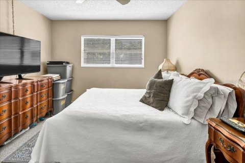 Condo in Largo, Florida, 1 bedroom  № 1812822 - photo 14