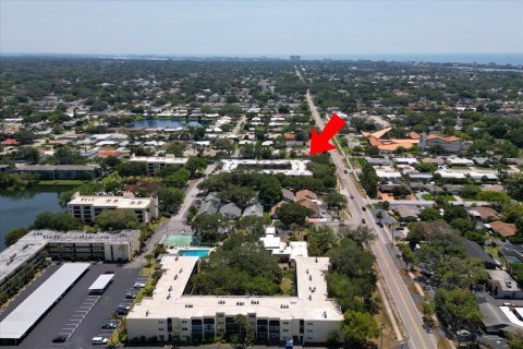 Condo in Largo, Florida, 1 bedroom  № 1812822 - photo 23