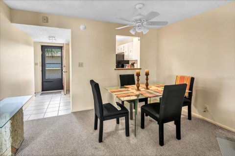 Condo in Largo, Florida, 1 bedroom  № 1812822 - photo 7