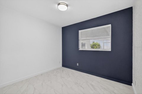 Villa ou maison à vendre à Tampa, Floride: 3 chambres, 120.77 m2 № 1884705 - photo 24