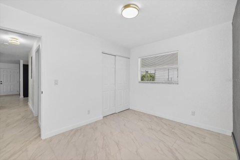Villa ou maison à vendre à Tampa, Floride: 3 chambres, 120.77 m2 № 1884705 - photo 3