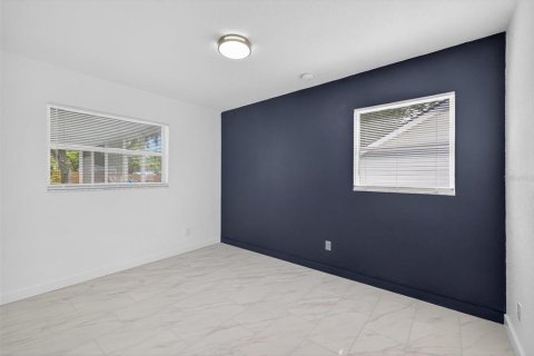 Villa ou maison à vendre à Tampa, Floride: 3 chambres, 120.77 m2 № 1884705 - photo 2