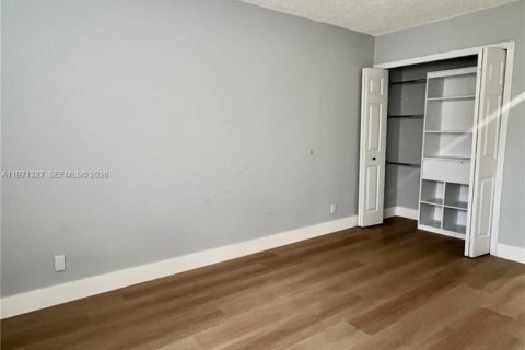 Condominio en alquiler en Weston, Florida, 2 dormitorios, 102.75 m2 № 2032250 - foto 14