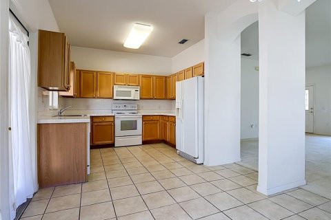 Купить дуплекс в Киссимми, Флорида 5 комнат, 122.35м2, № 2150228 - фото 14