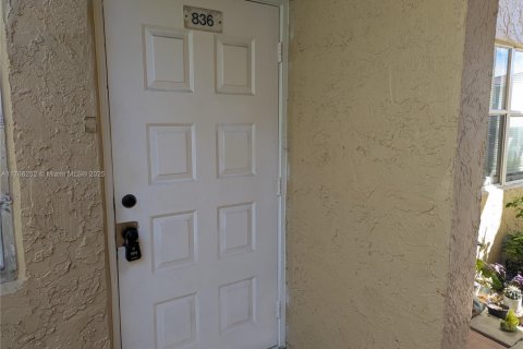 Copropriété à vendre à Coral Springs, Floride: 2 chambres, 71.35 m2 № 1731378 - photo 2