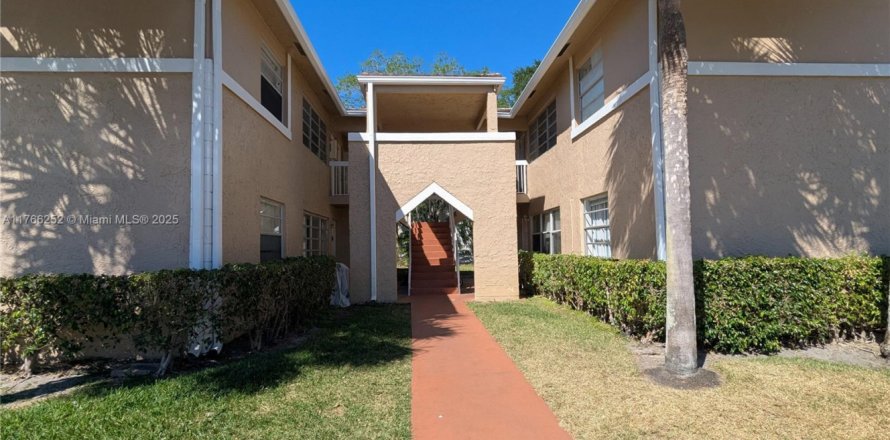 Condo à Coral Springs, Floride, 2 chambres № 1731378