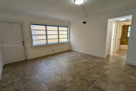 Copropriété à vendre à Coral Springs, Floride: 2 chambres, 71.35 m2 № 1731378 - photo 4