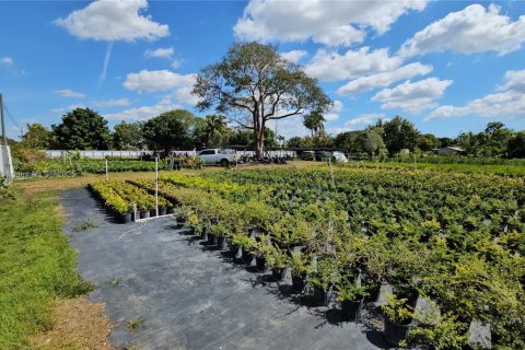 Terreno en venta en Miami, Florida № 1867937 - foto 8