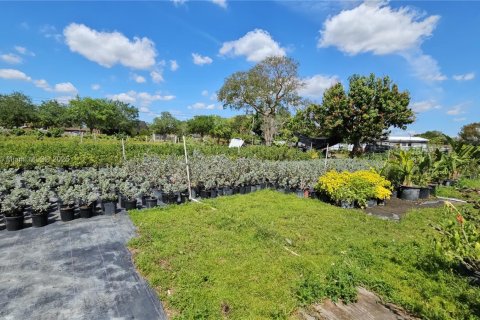 Terreno en venta en Miami, Florida № 1867937 - foto 21