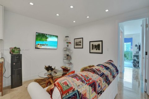 Condo in Aventura, Florida, 3 bedrooms  № 2076770 - photo 6