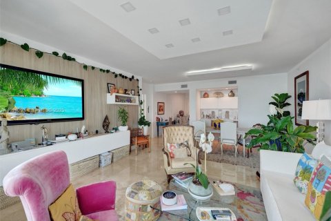 Condo in Aventura, Florida, 3 bedrooms  № 2076770 - photo 9