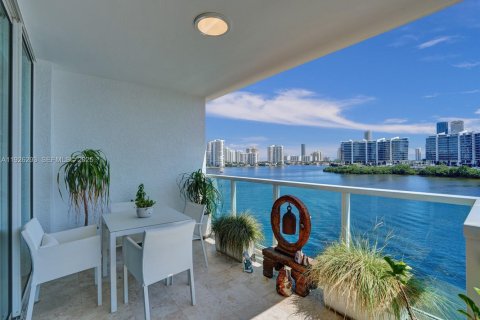 Condo in Aventura, Florida, 3 bedrooms  № 2076770 - photo 20