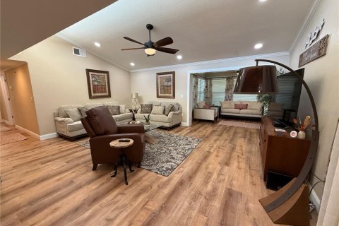 House in Sarasota, Florida 2 bedrooms, 109.35 sq.m. № 2233804 - photo 7