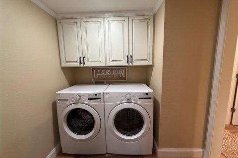 House in Sarasota, Florida 2 bedrooms, 109.35 sq.m. № 2233804 - photo 21