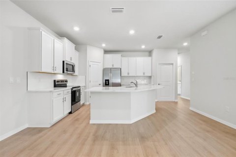 House in Bradenton, Florida 3 bedrooms, 145.39 sq.m. № 2394414 - photo 15