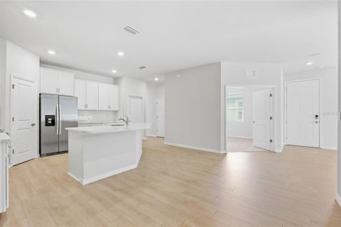 House in Bradenton, Florida 3 bedrooms, 145.39 sq.m. № 2394414 - photo 14