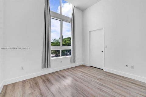 Condominio en alquiler en Miami, Florida, 2 dormitorios, 108.51 m2 № 1748338 - foto 10