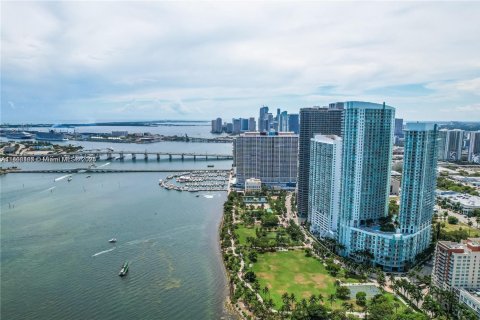 Condominio en alquiler en Miami, Florida, 2 dormitorios, 108.51 m2 № 1748338 - foto 14